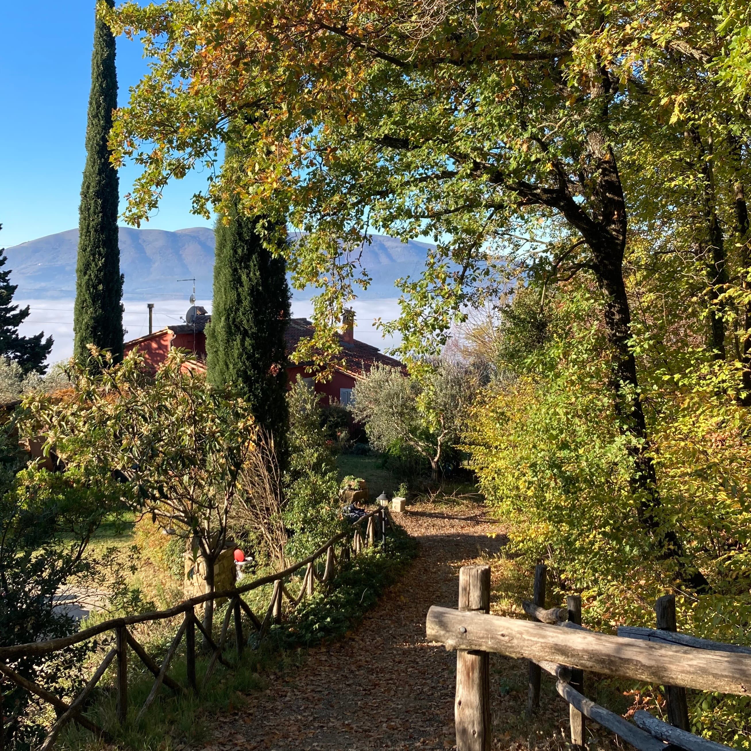 Casa dei Santi in autunno